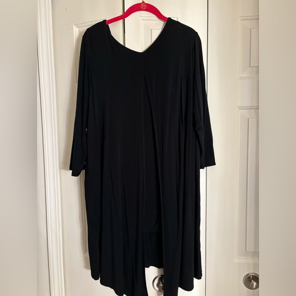 Kate and Mallory Black High Low Tunic - Picture 2 of 5